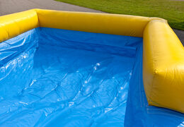 Koop unieke multifunctionele opblaasbare glijbaan in beach thema met een plonsbad, indrukwekkend 3D object, frisse kleuren en de 3D obstakel voor kids. Bestel opblaasbare glijbanen nu online bij JB Inflatables Nederland