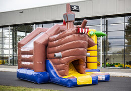 Opblaasbare springkasteel te koop in piraat thema voor kinderen. Bestel nu opblaasbare springkastelen met glijbaan bij JB Inflatables Nederland