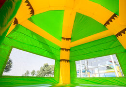 Maxifun super springkussen in felle kleuren en leuke 3D figuren in krokodil thema kopen bij JB Inflatables Nederland. Bestel springkussens nu online bij JB Inflatables Nederland