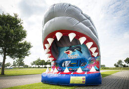 Bestel 8 meter lange opblaasbare haai stormbaan voor kids. Koop opblaasbare stormbanen nu online bij JB Inflatables Nederland