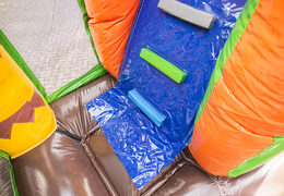 Medium opblaasbare multiplay springkasteel in dinoworld thema te bestellen voor kinderen. Bestel opblaasbare springkastelen online at JB Inflatables Nederland