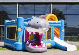 Medium opblaasbare multiplay springkasteel in shark thema te bestellen voor kinderen. Bestel opblaasbare springkastelen online at JB Inflatables Nederland