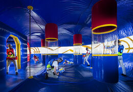 Bestel een opblaasbare Battle Arena voor zowel jong als oud. Koop opblaasbare arena's nu online bij JB Inflatables Nederland 