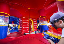 Koop een opblaasbare Battle Arena voor zowel jong als oud. Bestel opblaasbare arena's nu online bij JB Inflatables Nederland 