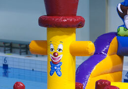 Luchtdichte opblaasbare schip in circus thema voor zowel jong als oud kopen. Bestel opblaasbare waterattracties nu online bij JB Inflatables Nederland 