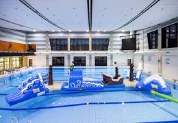 Koop een dubbele opblaasbare piratenrun stormbaan voor kids. Bestel opblaasbare waterattracties nu online bij JB Inflatables Nederland