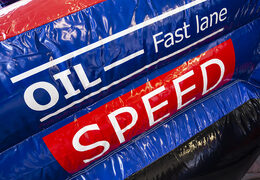 Slide combo opblaasbare springkasteel kopen in formule 1 thema voor kinderen. Koop nu opblaasbare springkastelen met glijbaan bij JB Inflatables Nederland