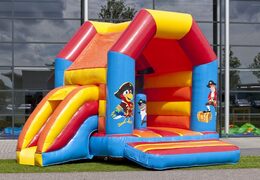 Midi overdekt multifun springkasteel met glijbaan kopen in piraat thema voor kinderen. Koop springkastelen online bij JB Inflatables Nederland
