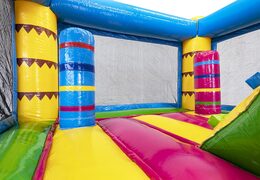 Mini opblaasbare multiplay springkasteel met glijbaan te koop voor kinderen in flamingo thema. Koop opblaasbare springkastelen online bij JB Inflatables Nederland