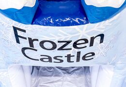 Groot opblaasbaar overdekt thema ice multiplay springkasteel met glijbaan bestellen in lego thema voor kids. Koop springkastelen online bij JB Inflatables Nederland