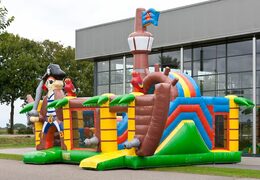 Overdekt multiplay XXL Piratenboot springkussen in een uniek design, een glijbaan en 3D objecten kopen voor kinderen. Bestel springkussens online bij JB Inflatables Nederland