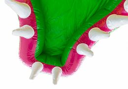 Bestel springkussen in thema Jungleworld in een uniek design met twee ingangen, een glijbaan in het midden en 3D objecten voor kinderen. Koop springkussens online bij JB Inflatables Nederland