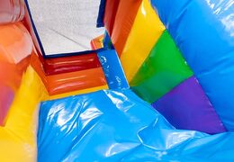 Klein springkussen met dak, glijbaan en badje in unicorn thema bestellen bij JB Inflatables Nederland. Koop springkussens online bij JB Inflatables Nederland