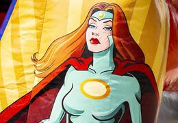 Klein overdekt springkasteel te koop in thema superhelden voor kinderen. Bestel springkastelen online bij JB Inflatables Nederland