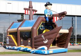 Bestel shooting combo piraat springkasteel met schiet spel en glijbaan voor kinderen. Koop opblaasbare springkastelen online bij JB Inflatables Nederland