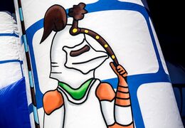 Standaard kasteel luchtkussen met een ridder thema in ene blauwe kleur bestellen voor kinderen. Koop luchtkussens online bij JB Inflatables Nederland