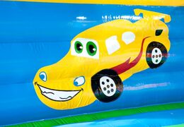 Groot auto super springkussen overdekt kopen met vrolijke animaties voor kinderen. Koop springkussen online bij JB Inflatables Nederland