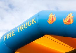 Super springkasteel overdekt kopen met vrolijke animaties in thema brandweer voor kinderen. Koop springkastelen online bij JB Inflatables Nederland