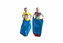 Koop blauwe springzakken voor zowel oud als jong. Bestel opblaasbare zeskamp artikelen online bij JB Inflatables Nederland