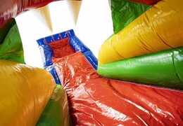 Groot inflatable springkasteel met krokodillen kopen voor kinderen