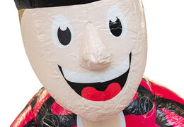 Opblaasbare pop Sarah wielrenster bestellen voor jubileum