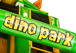 Dino Park thema springkasteel met opvallende dino details