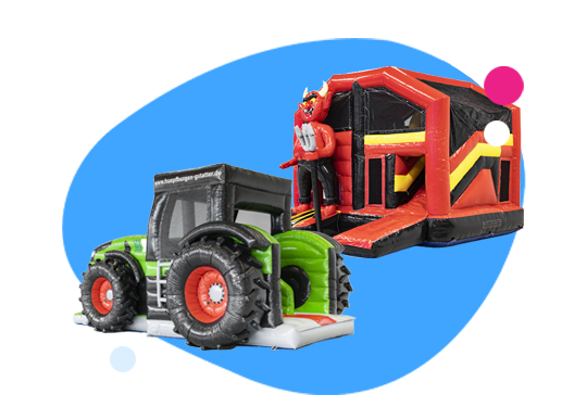 Foto van opblaasbaar springkasteel en trekker
