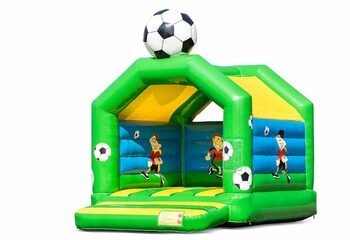 Standaard springkastelen kopen in opvallende kleuren met bovenop een groot 3D voetbal object voor kinderen. Bestel springkastelen online bij JB Inflatables Nederland