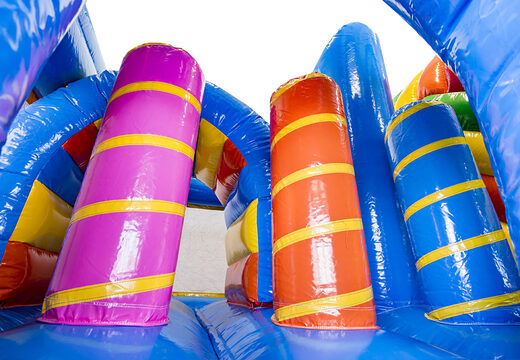 Multiplay Unicorn springkasteel met een glijbaan, leuke objecten op het springvlak en opvallende 3D objecten kopen voor kinderen. Bestel opblaasbare springkastelen online bij JB Inflatables Nederland