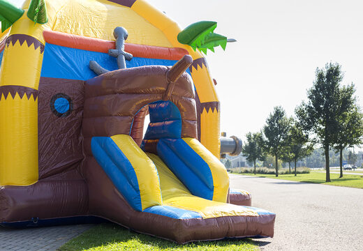 Multifun super piraat springkasteel met glijbaan kopen voor kinderen. Koop springkastelen online bij JB Inflatables Nederland