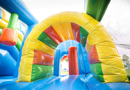 Multiplay zee springkasteel met een glijbaan, leuke objecten op het springvlak en opvallende 3D objecten kopen voor kids. Bestel opblaasbare springkastelen online bij JB Inflatables Nederland