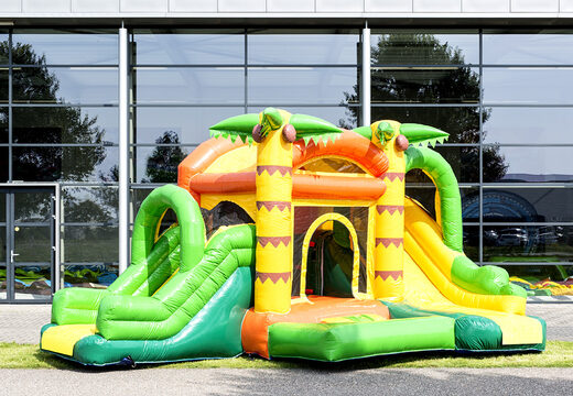 Mini opblaasbare multiplay springkasteel met glijbaan in jungle thema te bestellen voor kinderen. Bestel opblaasbare springkastelen online at JB Inflatables Nederland