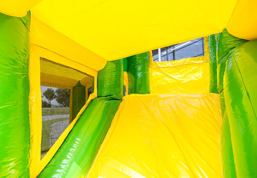 Klein overdekt opblaasbaar multiplay springkasteel bestellen in thema happy jungle voor kinderen. Koop opblaasbare springkastelen online bij JB Inflatables Nederland