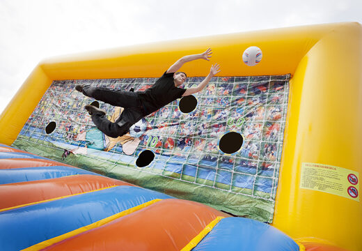 Koop voetbal doel met een opblaasbare bodem voor zowel jong als oud. Bestel opblaasbare voetbal doel met bodem nu online bij JB Inflatables Nederland