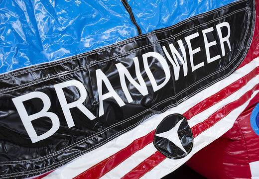 Springkussen in thema brandweer  met een glijbaan kopen voor kinderen. Bestel opblaasbare springkussens online bij JB Inflatables Nederland