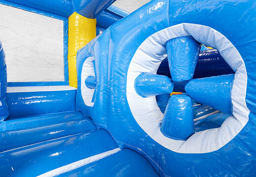 Bestel modulaire 13.5 meter lange stormbaan in surf thema met passende 3D objecten bestellen voor kinderen.  Koop opblaasbare stormbanen nu online bij JB Inflatables Nederland