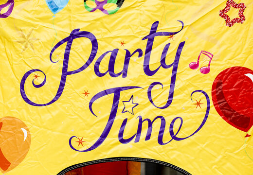 Opblaasbaar springkussen met glijbaan in party thema kopen voor kinderen. Bestel opblaasbare springkussens online bij JB Inflatables Nederland