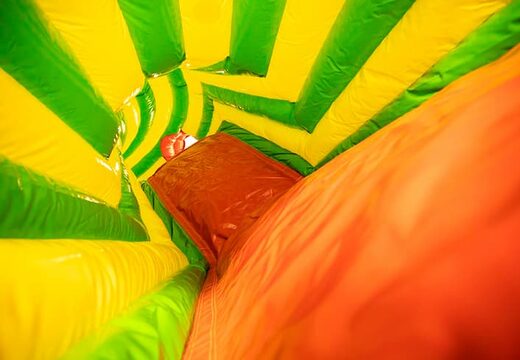 Bestel een gorilla kruiptunnel springkasteel met obstakals, een klimhelling en glijhelling voor kinderen. Koop springkastelen online bij JB Inflatables Nederland