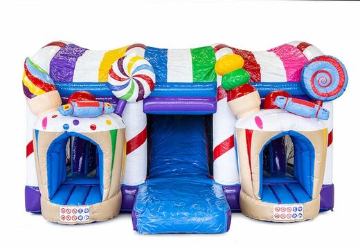 Multiplay XXL Candyland springkasteel in een uniek design met twee ingangen, een glijbaan in het midden en 3D objecten bestellen voor kids. Koop springkastelen online bij JB Inflatables Nederland