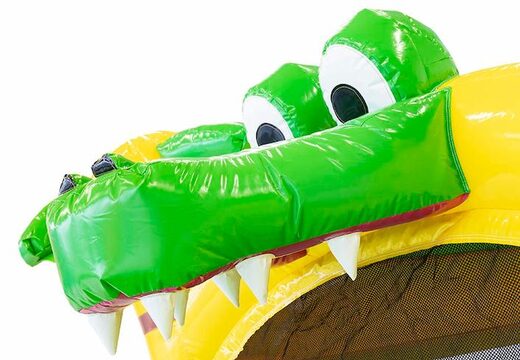 Opblaasbaar springkussen met koppelbaar badje in krokodil thema bestellen voor kinderen JB Inflatables Nederland. Koop springkussens online bij JB Inflatables Nederland
