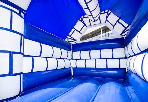 Klein overdekt luchtkussen kopen in het thema kasteel voor kinderen. Bestel luchtkussens online bij JB Inflatables Nederland