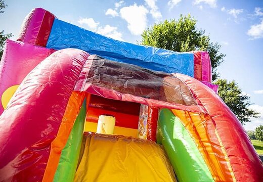 Klein overdekt multifun springkasteel kopen in thema unicorn met glijbaan voor kinderen. Koop springkastelen online bij JB Inflatables Nederland