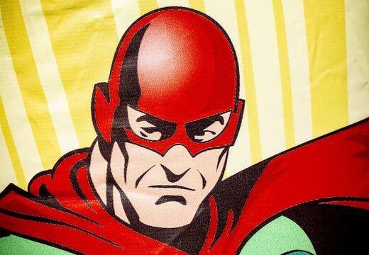 Klein overdekt springkasteel kopen in thema superhelden voor kinderen. Koop springkastelen online bij JB Inflatables Nederland