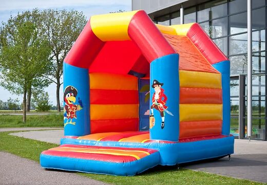 Klein overdekt springkussen kopen in het thema piraat voor kinderen