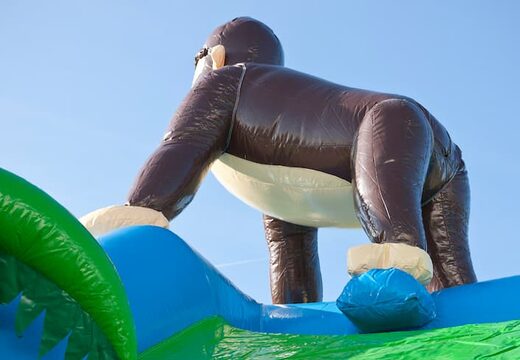 Super springkussen overdekt kopen met vrolijke animaties in jungle thema voor kinderen. Koop springkussens online bij JB Inflatables Nederland