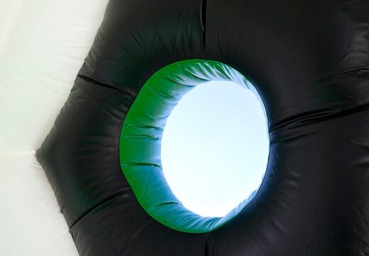 Groot overdekt rond springkussen kopen in thema voetbal voor kinderen. Koop springkussens online bij JB Inflatables Nederland