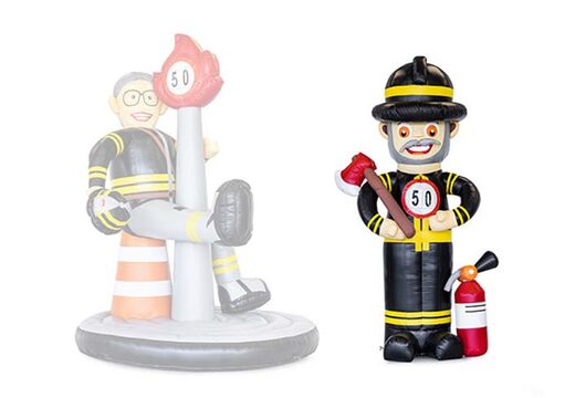 Opblaasbare Abraham brandweer op met bijl in zijn hand en brandblusser kopen
