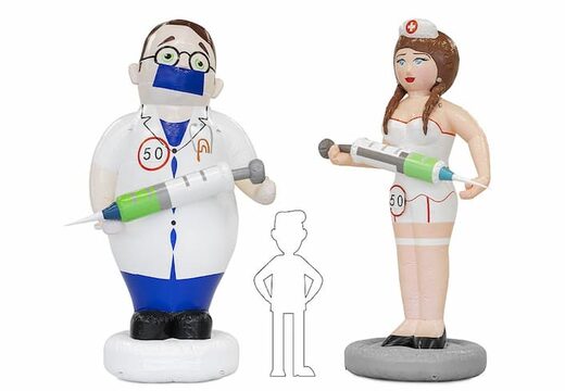 Opblaasbare Sarah en Abraham pop zorg dokter zuster in de tuin blikvanger kopen voor 50 verjaardag feest jubileum bij JB Inflatables