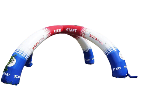 Maatwerk opblaasbare start en finish boog voor de Roparun 