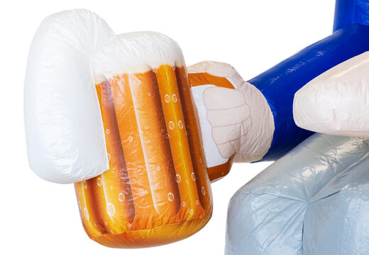 Opblaasbare abraham pop zittend op een biervat met een pul bier in zijn hand bestellen 